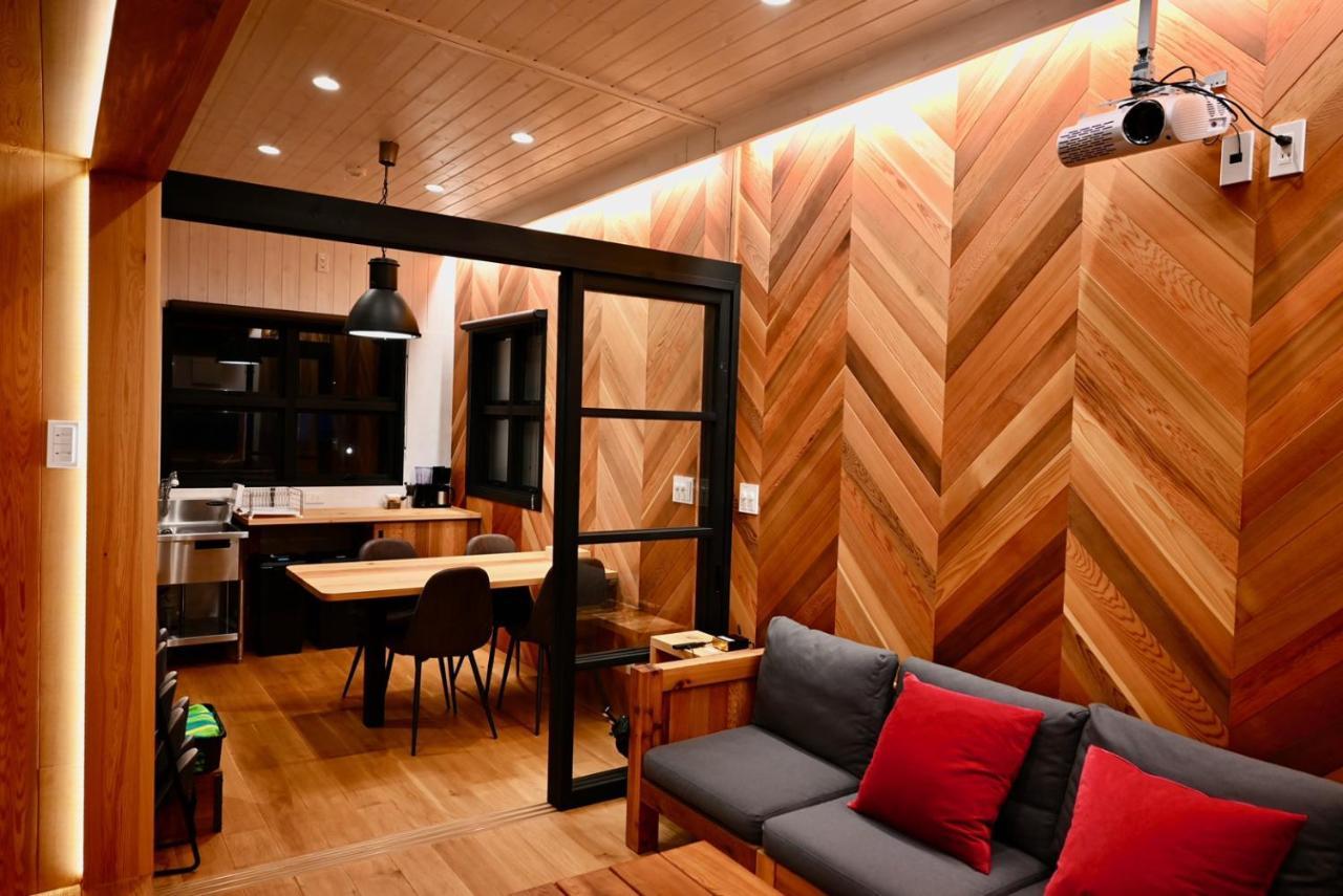 Tiny Base The River House & Trailer คาวาสึ ภายนอก รูปภาพ