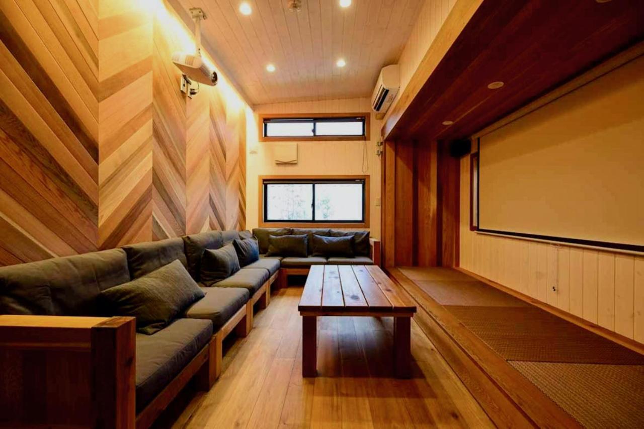 Tiny Base The River House & Trailer คาวาสึ ภายนอก รูปภาพ