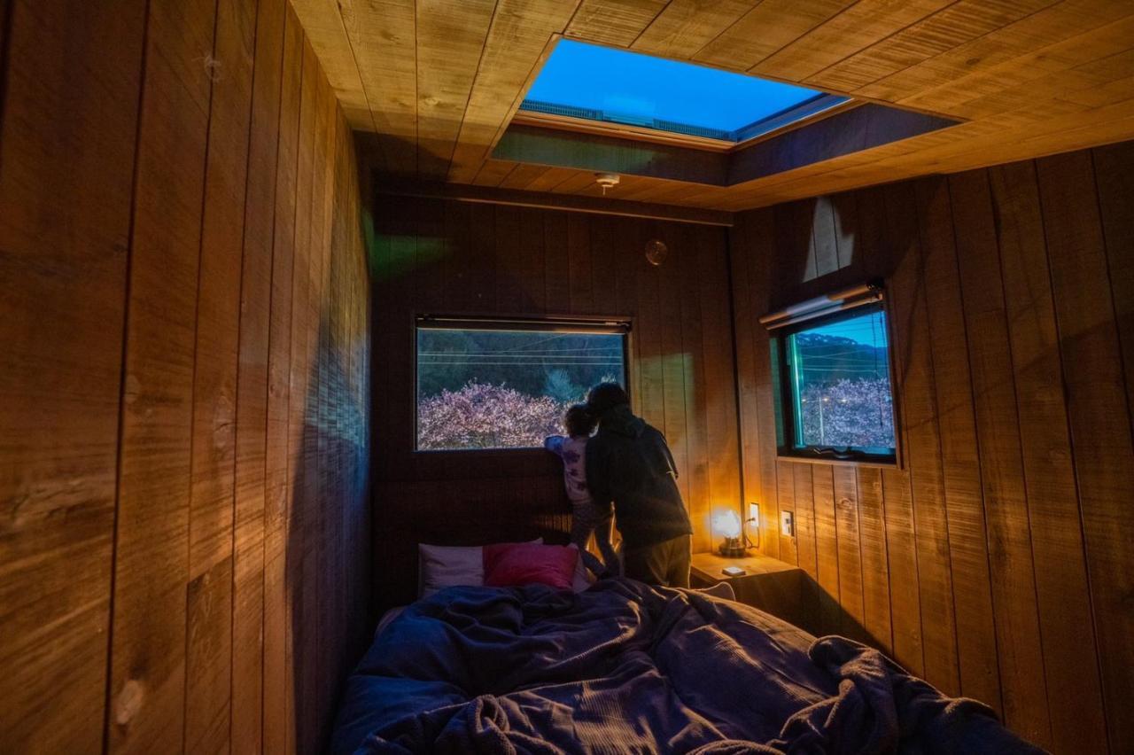 Tiny Base The River House & Trailer คาวาสึ ภายนอก รูปภาพ